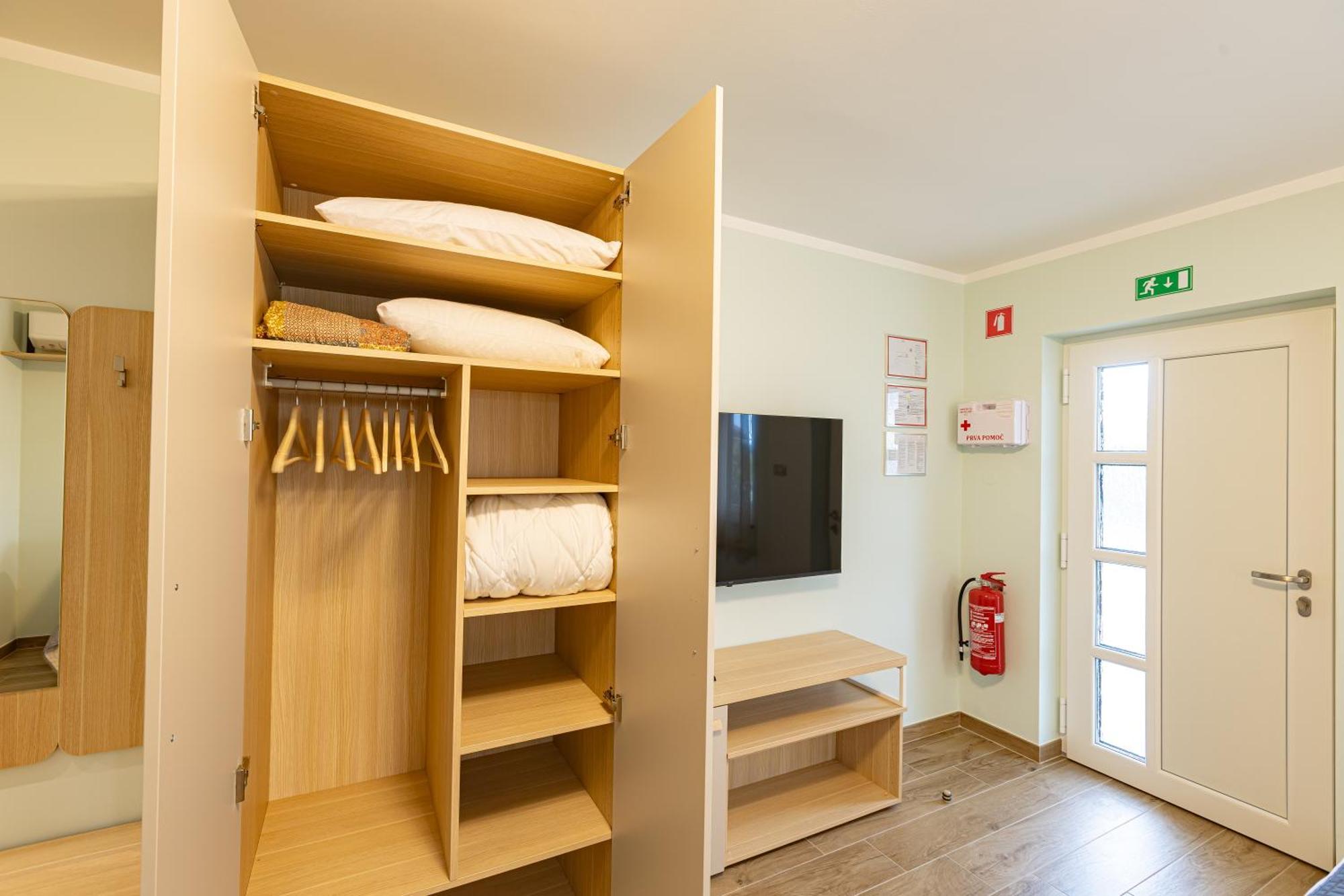 Adriatic Bay Apartments ปอร์โตรอซ ภายนอก รูปภาพ